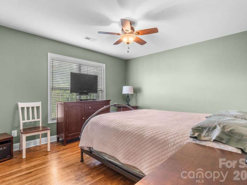 5326 Stonegate Farm Drive, Granite Falls, NC 28630.  MLS# CAR4388999, YatesRealty ID 28427. 