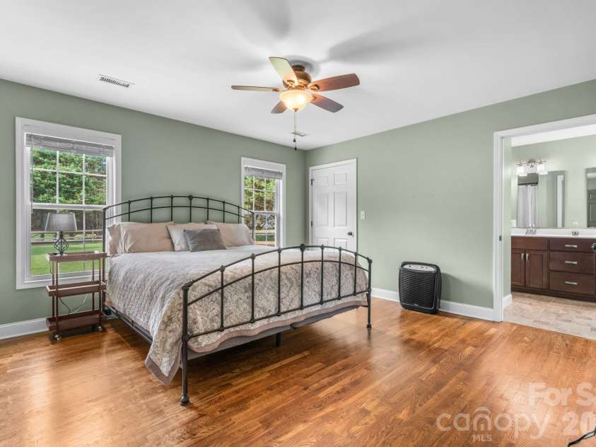 5326 Stonegate Farm Drive, Granite Falls, NC 28630.  MLS# CAR4388999, YatesRealty ID 28427. 