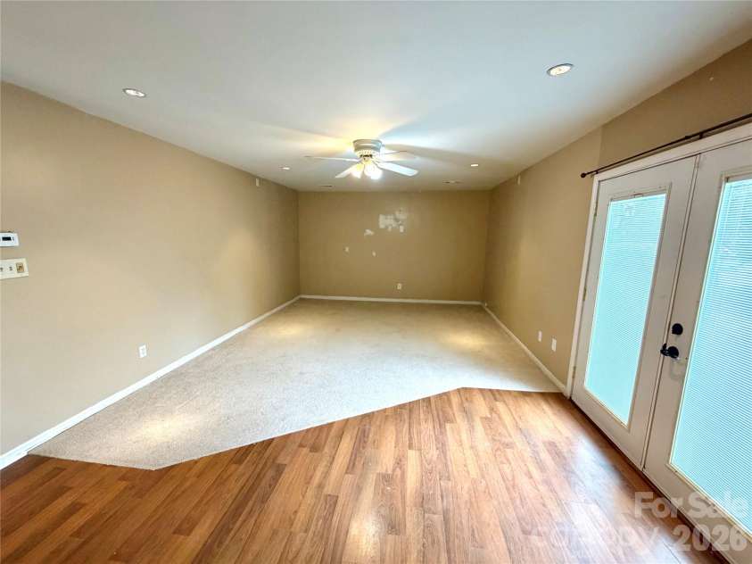 8004 Glencannon Drive, Charlotte, NC 28227.  MLS# CAR4390341, YatesRealty ID 28428. 