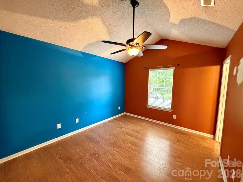 8004 Glencannon Drive, Charlotte, NC 28227.  MLS# CAR4390341, YatesRealty ID 28428. 