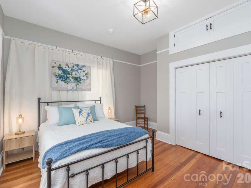 163 Pharr Street, Canton, NC 28716.  MLS# CAR4375926, YatesRealty ID 28429. 