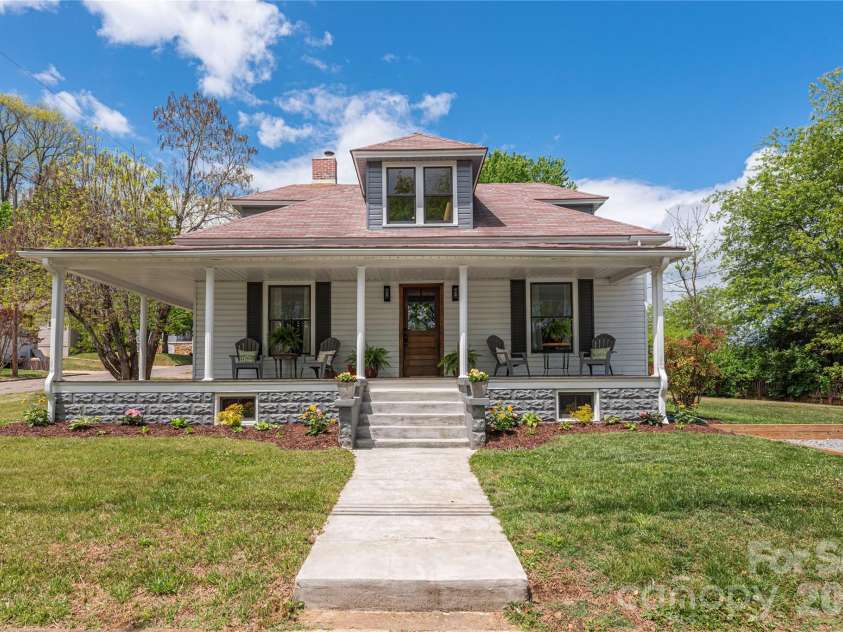 163 Pharr Street, Canton, NC 28716.  MLS# CAR4375926, YatesRealty ID 28429. Street view.