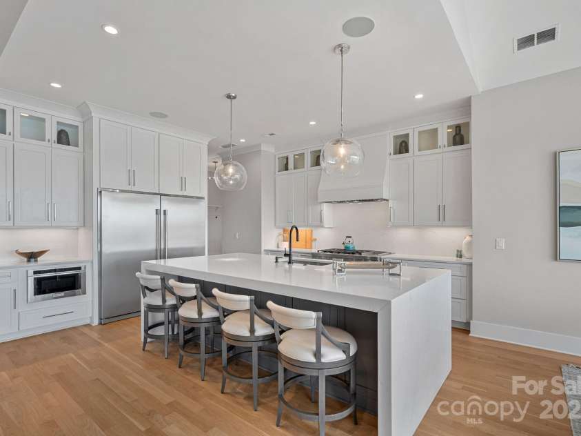 162 Maranta Road, Mooresville, NC 28117.  MLS# CAR4317741, YatesRealty ID 2843. 