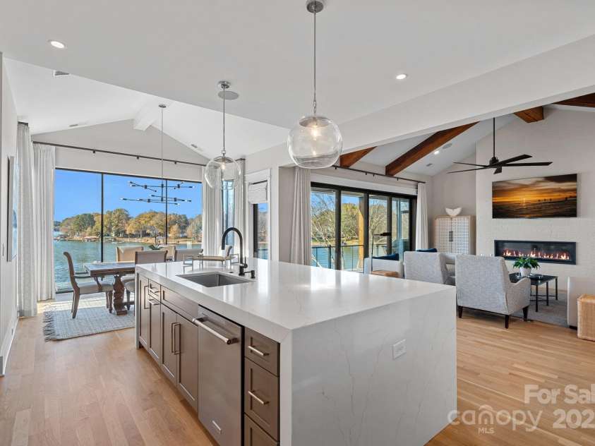 162 Maranta Road, Mooresville, NC 28117.  MLS# CAR4317741, YatesRealty ID 2843. 