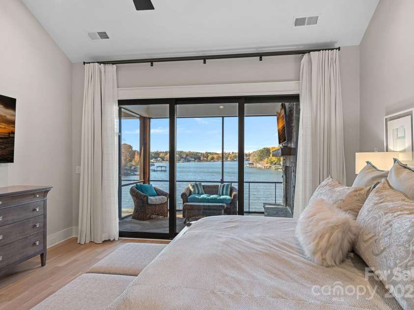 162 Maranta Road, Mooresville, NC 28117.  MLS# CAR4317741, YatesRealty ID 2843. 