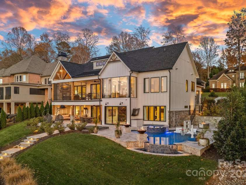 162 Maranta Road, Mooresville, NC 28117.  MLS# CAR4317741, YatesRealty ID 2843. 