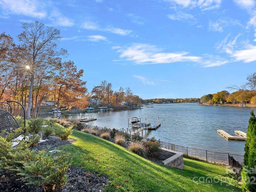 162 Maranta Road, Mooresville, NC 28117.  MLS# CAR4317741, YatesRealty ID 2843. 