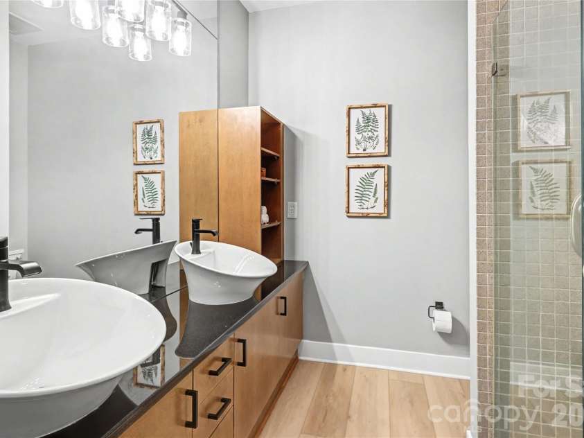 2094 Euclid Avenue, Charlotte, NC 28203.  MLS# CAR4352425, YatesRealty ID 2843. 