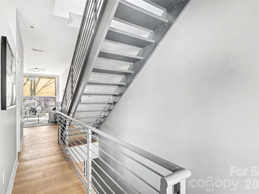 2094 Euclid Avenue, Charlotte, NC 28203.  MLS# CAR4352425, YatesRealty ID 2843. 