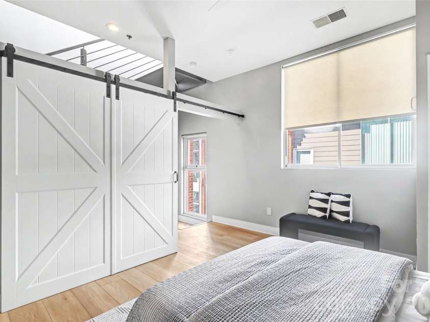 2094 Euclid Avenue, Charlotte, NC 28203.  MLS# CAR4352425, YatesRealty ID 2843. 