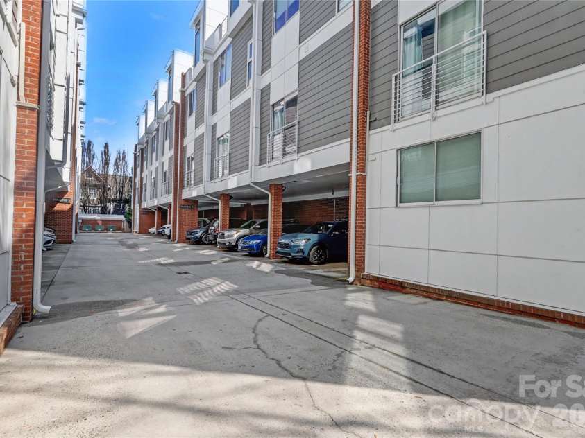 2094 Euclid Avenue, Charlotte, NC 28203.  MLS# CAR4352425, YatesRealty ID 2843. 