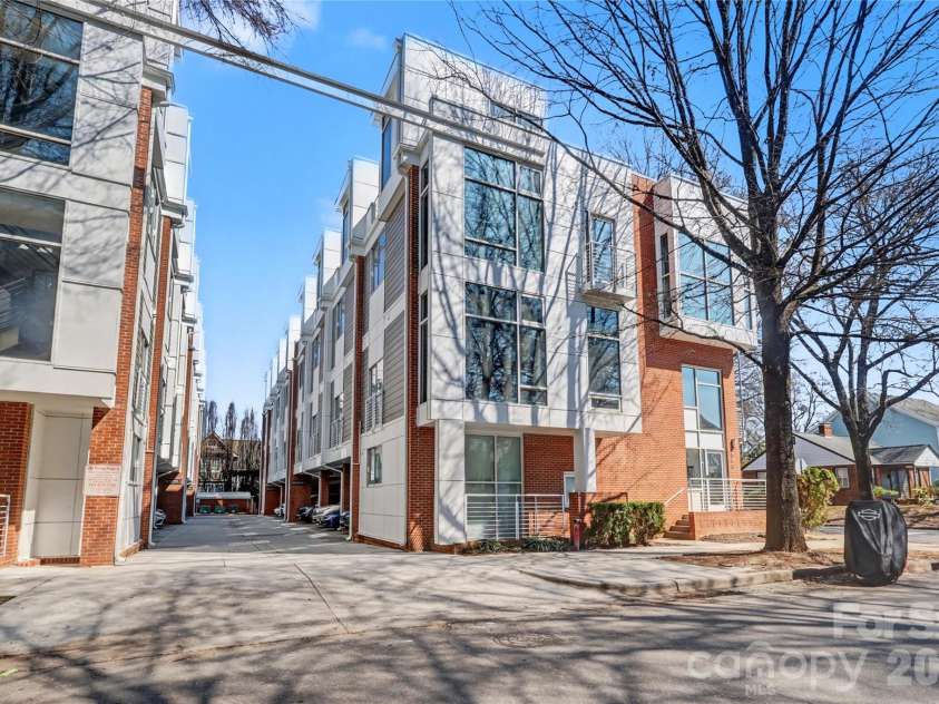 2094 Euclid Avenue, Charlotte, NC 28203.  MLS# CAR4352425, YatesRealty ID 2843. 