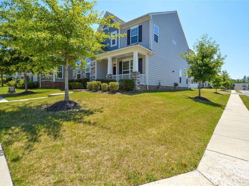 6096 Cloverdale Drive, Fort Mill, SC 29708.  MLS# CAR4285834, YatesRealty ID 28430. 