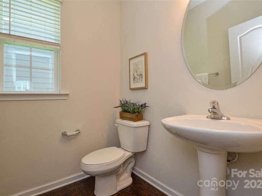 6096 Cloverdale Drive, Fort Mill, SC 29708.  MLS# CAR4285834, YatesRealty ID 28430. 
