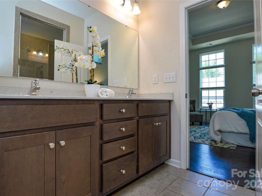 6096 Cloverdale Drive, Fort Mill, SC 29708.  MLS# CAR4285834, YatesRealty ID 28430. 