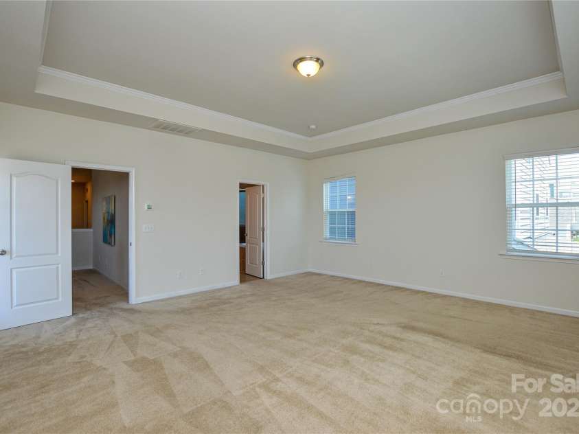 6096 Cloverdale Drive, Fort Mill, SC 29708.  MLS# CAR4285834, YatesRealty ID 28430. 