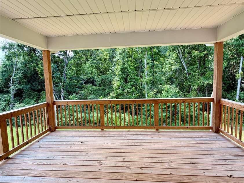 200 Fostoria Place, Albemarle, NC 28001.  MLS# CAR4202364, YatesRealty ID 28431. Deck