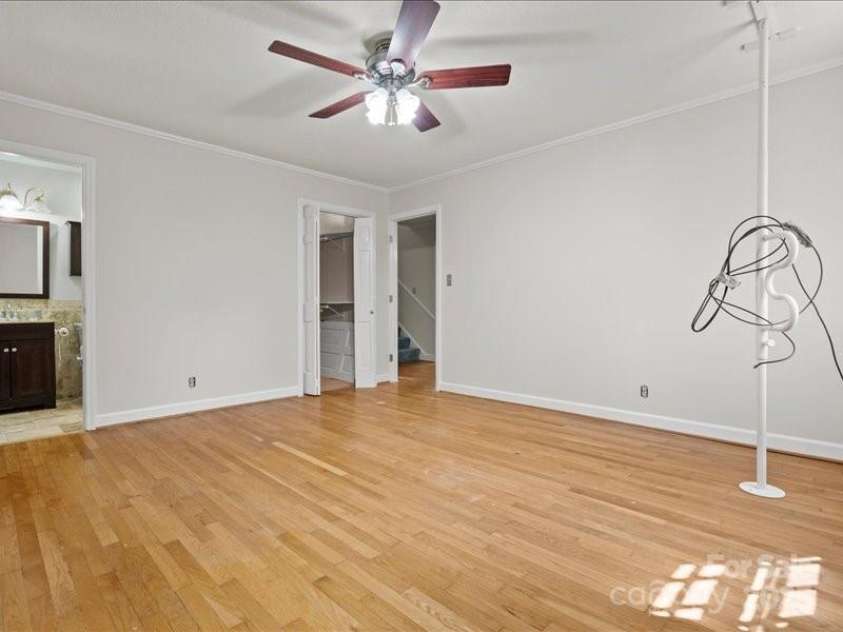 201 Poplar Street, Cheraw, SC 29520.  MLS# CAR4285918, YatesRealty ID 28431. 