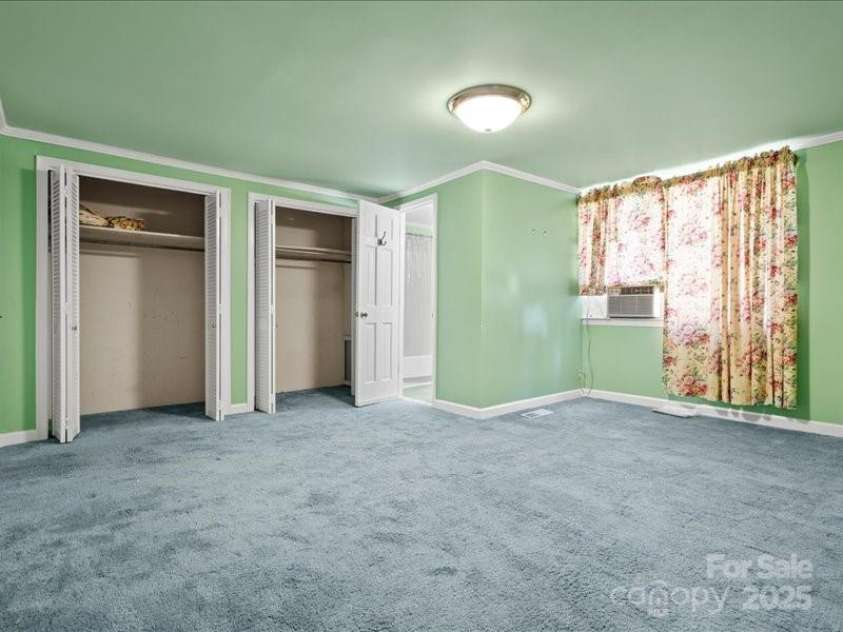 201 Poplar Street, Cheraw, SC 29520.  MLS# CAR4285918, YatesRealty ID 28431. 