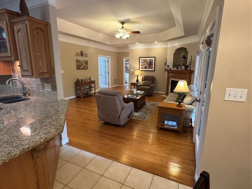 2911 Weatherfield Drive, Lincolnton, NC 28092.  MLS# CAR4285665, YatesRealty ID 28433. 