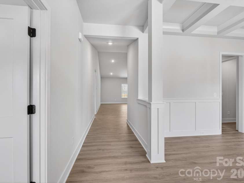 302 Gorham Drive, Albemarle, NC 28001.  MLS# CAR4346563, YatesRealty ID 28434. Entrance walkway