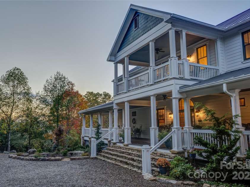 29 Bonnie Brae Drive, Weaverville, NC 28787.  MLS# CAR4266285, YatesRealty ID 28435. 