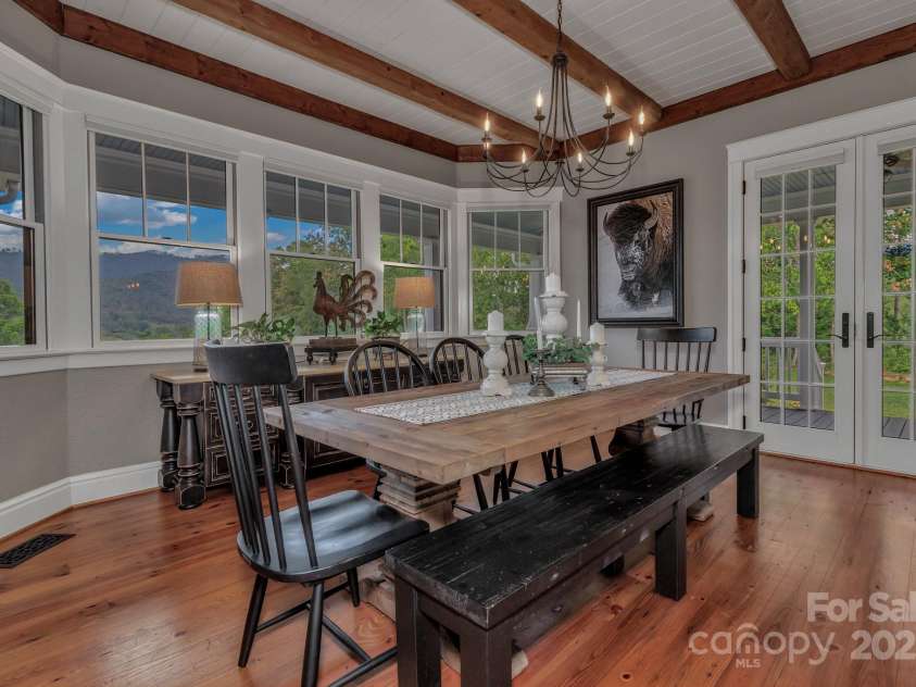 29 Bonnie Brae Drive, Weaverville, NC 28787.  MLS# CAR4266285, YatesRealty ID 28435. 