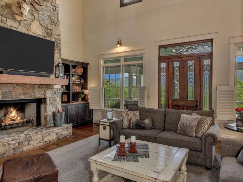 29 Bonnie Brae Drive, Weaverville, NC 28787.  MLS# CAR4266285, YatesRealty ID 28435. Reclaimed stained glass windows