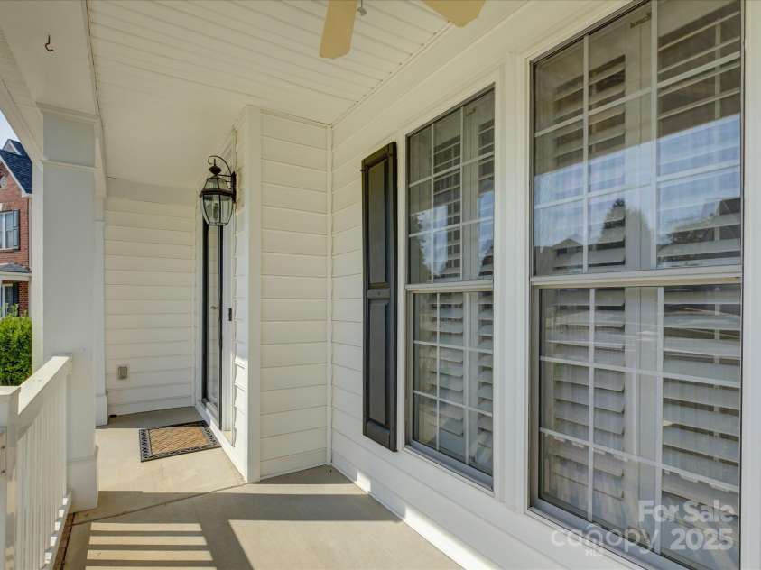 17309 Knoxwood Drive, Huntersville, NC 28078.  MLS# CAR4306070, YatesRealty ID 28436. 