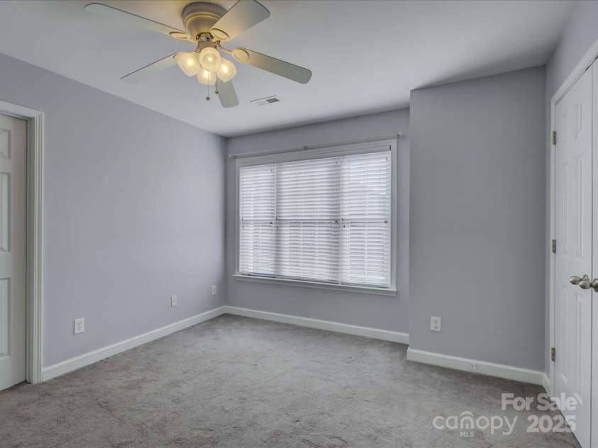 17309 Knoxwood Drive, Huntersville, NC 28078.  MLS# CAR4306070, YatesRealty ID 28436. 