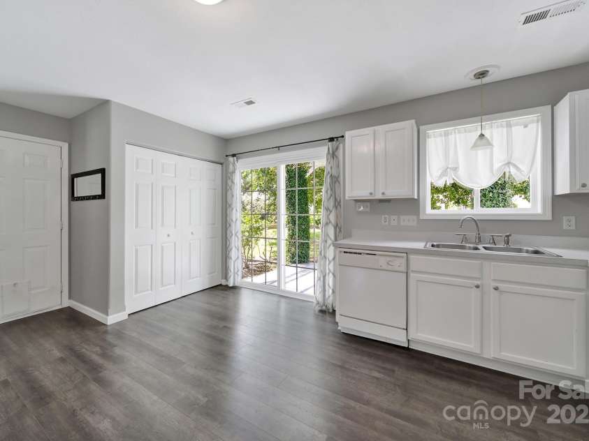 5876 Culloden Court, Concord, NC 28027.  MLS# CAR4282512, YatesRealty ID 28438. 