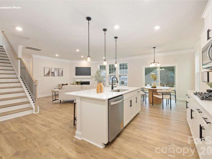 110 Ventnor Way, Mooresville, NC 28115.  MLS# CAR4371802, YatesRealty ID 28440. 