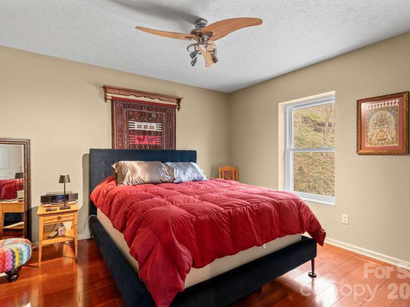 108 Hickory Forest Road, Fairview, NC 28730.  MLS# CAR4343902, YatesRealty ID 28441. 