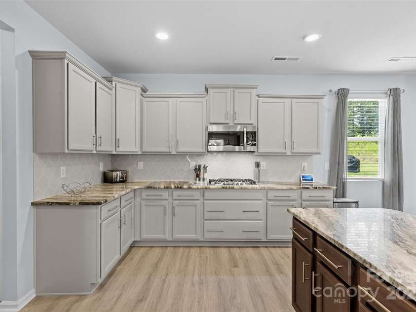 7628 Tanglewood Way, Denver, NC 28037.  MLS# CAR4281387, YatesRealty ID 28441. 