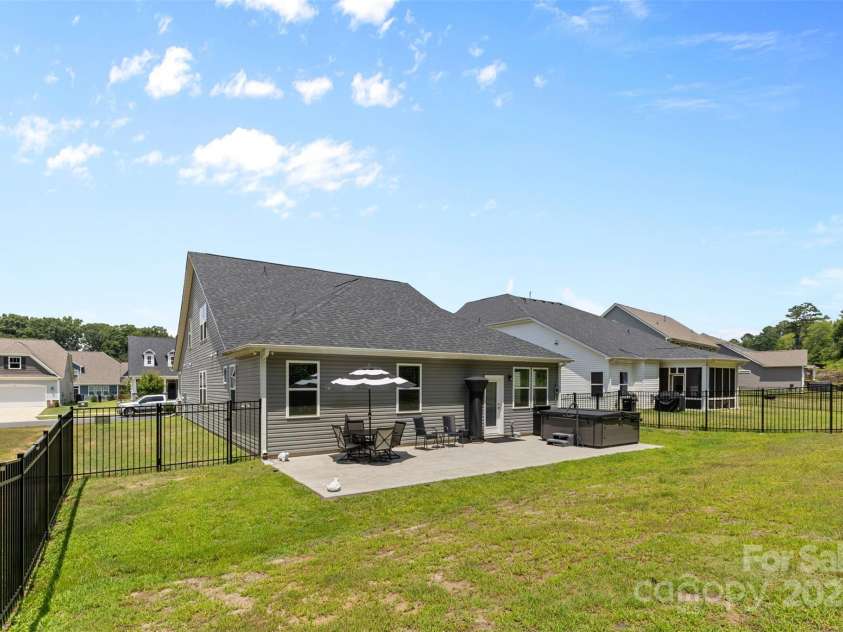 7628 Tanglewood Way, Denver, NC 28037.  MLS# CAR4281387, YatesRealty ID 28441. 