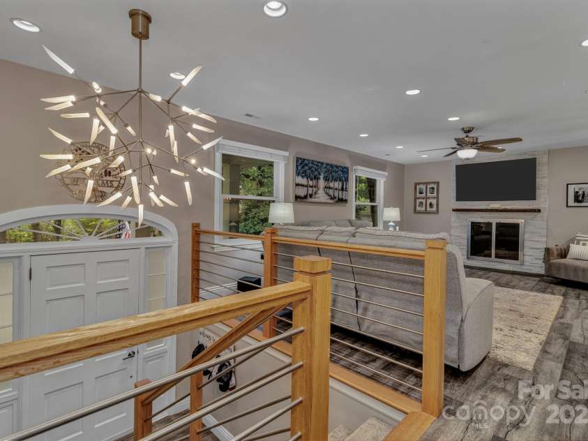 169 Echo Drive, Laurel Park, NC 28739.  MLS# CAR4267746, YatesRealty ID 28442. 