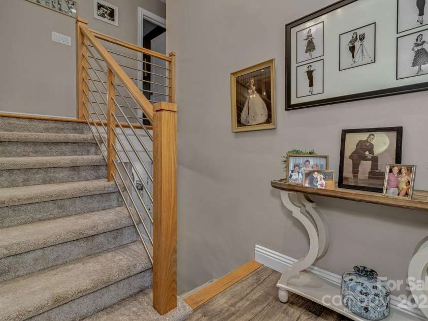 169 Echo Drive, Laurel Park, NC 28739.  MLS# CAR4267746, YatesRealty ID 28442. 