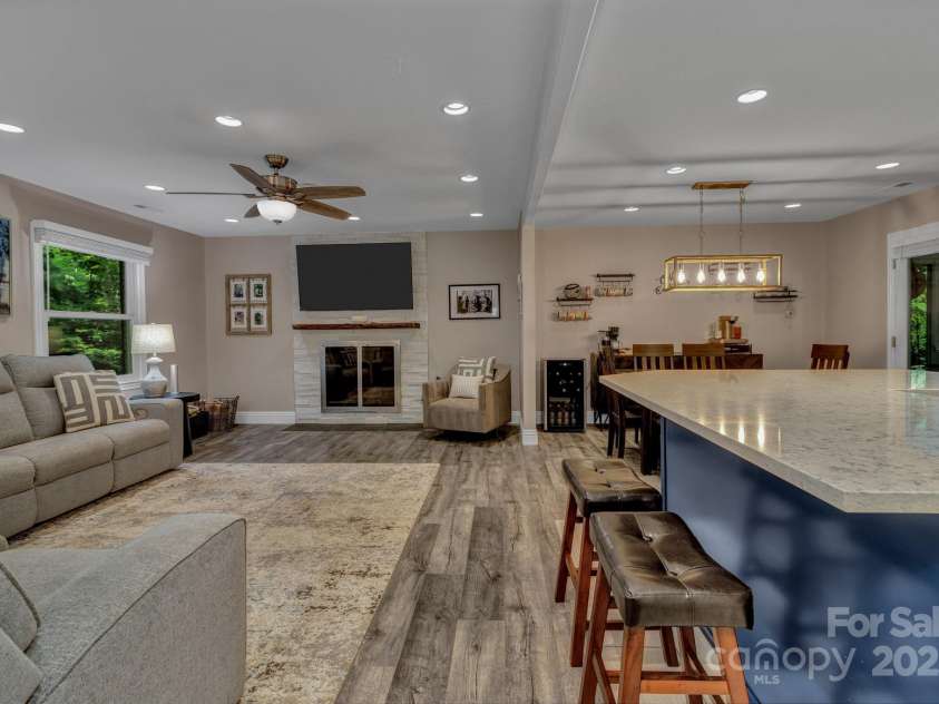 169 Echo Drive, Laurel Park, NC 28739.  MLS# CAR4267746, YatesRealty ID 28442. 