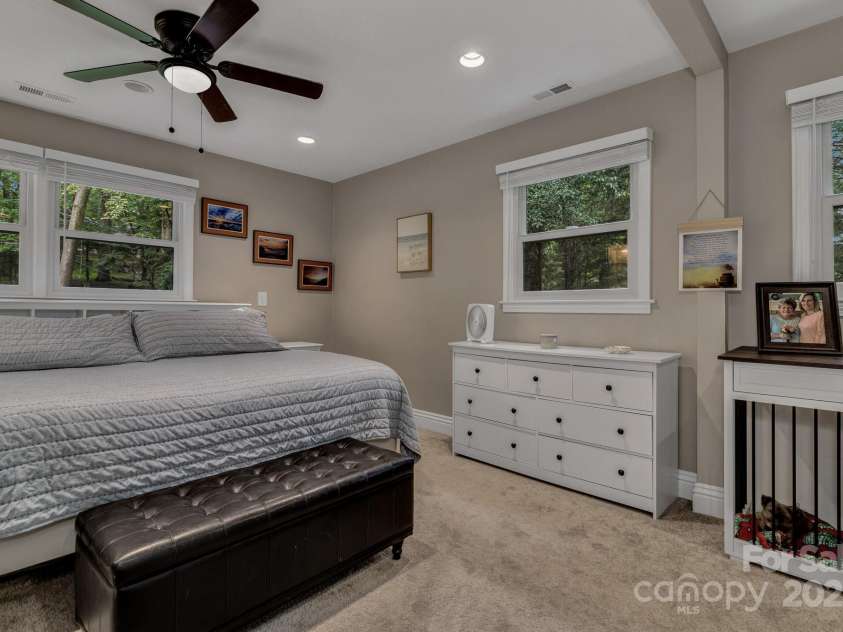 169 Echo Drive, Laurel Park, NC 28739.  MLS# CAR4267746, YatesRealty ID 28442. 