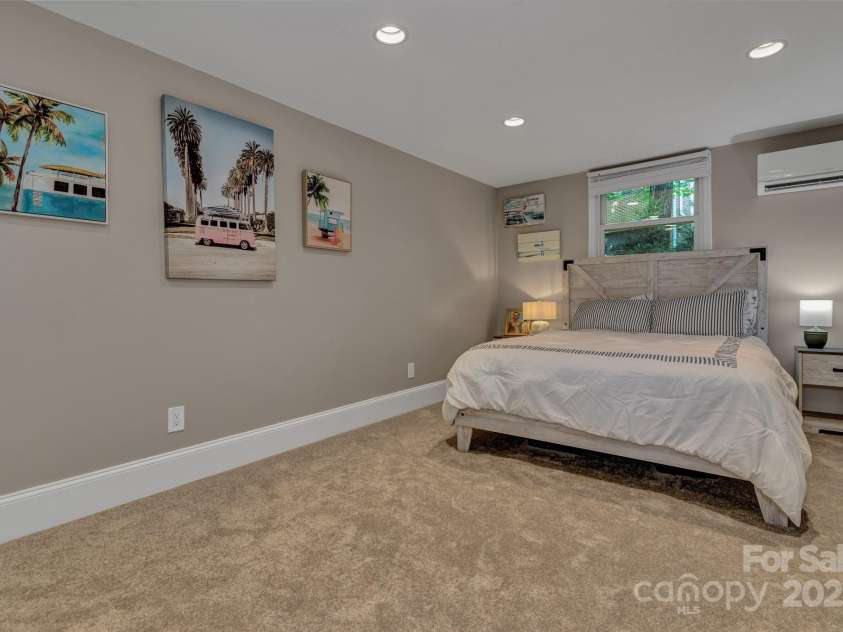 169 Echo Drive, Laurel Park, NC 28739.  MLS# CAR4267746, YatesRealty ID 28442. 