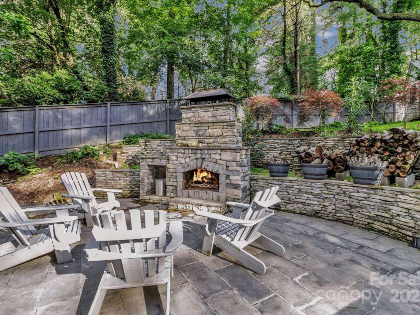 169 Echo Drive, Laurel Park, NC 28739.  MLS# CAR4267746, YatesRealty ID 28442. 