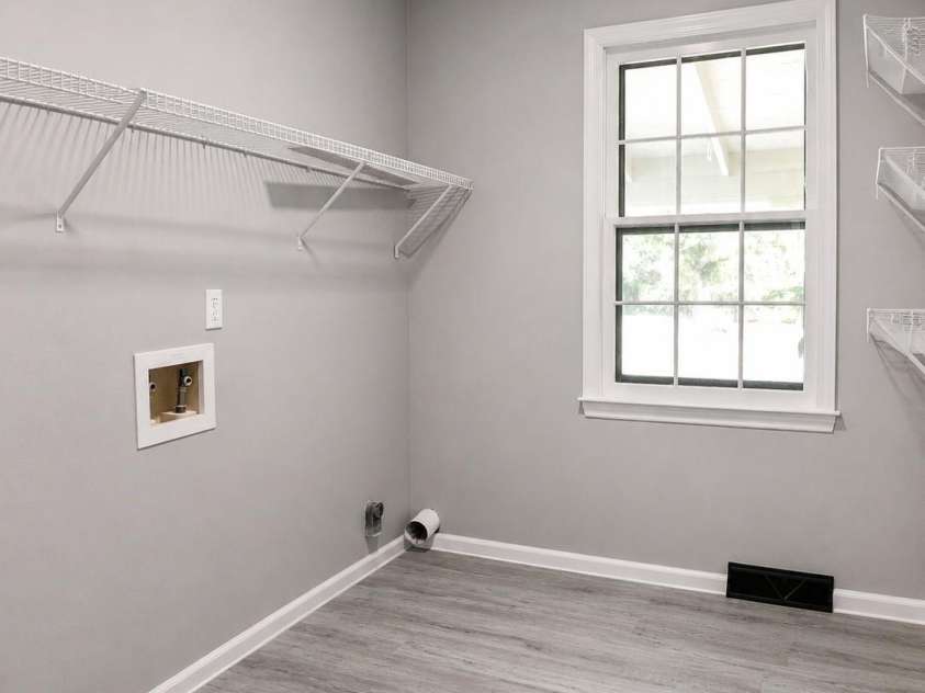 6016 Indian Brook Drive, Matthews, NC 28104.  MLS# CAR4377872, YatesRealty ID 28442. 