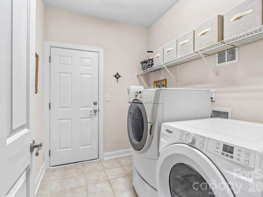 7767 St Andrews Lane, Denver, NC 28164.  MLS# CAR4379085, YatesRealty ID 28443. 