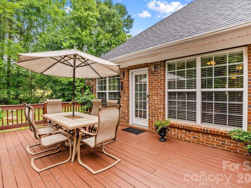 7767 St Andrews Lane, Denver, NC 28164.  MLS# CAR4379085, YatesRealty ID 28443. 
