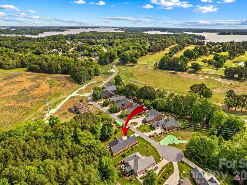 7767 St Andrews Lane, Denver, NC 28164.  MLS# CAR4379085, YatesRealty ID 28443. 