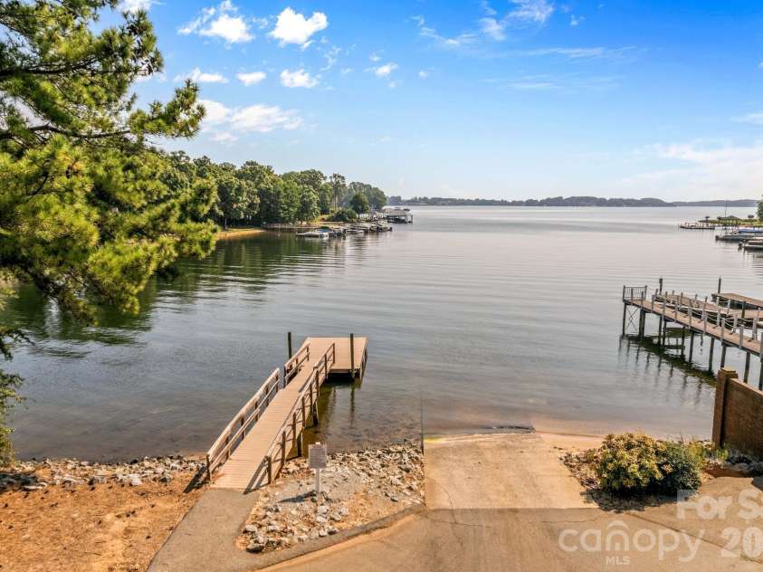 7767 St Andrews Lane, Denver, NC 28164.  MLS# CAR4379085, YatesRealty ID 28443. Private Boat Launch with Day Docks.