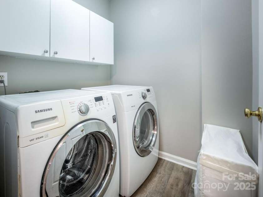 8412 Bridgestone Drive, Huntersville, NC 28078.  MLS# CAR4278792, YatesRealty ID 28445. Laundry room