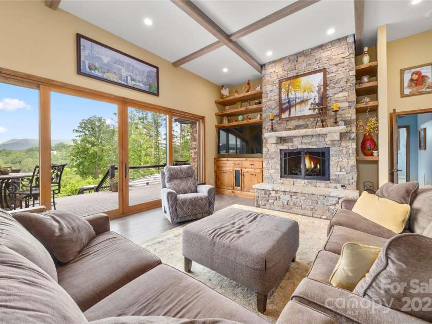 134 Olivia Trace Drive, Fletcher, NC 28732.  MLS# CAR4257309, YatesRealty ID 28446. 