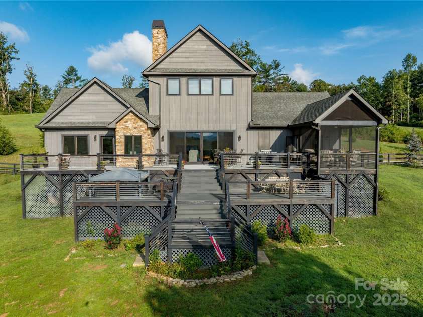 134 Olivia Trace Drive, Fletcher, NC 28732.  MLS# CAR4257309, YatesRealty ID 28446. 