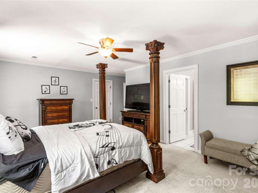 1933 Tara Trail, Lancaster, SC 29720.  MLS# CAR4383527, YatesRealty ID 28446. 